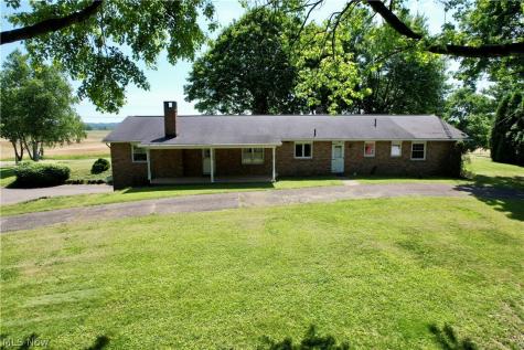 6025 California Avenue Louisville OH 44641