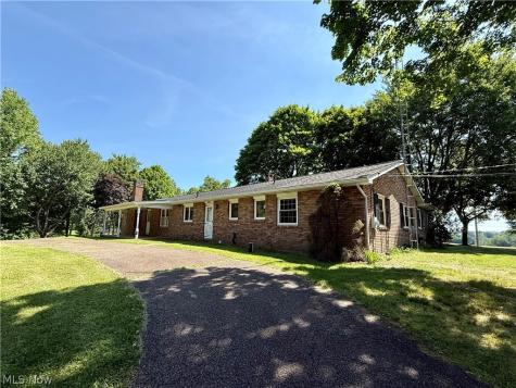 6025 California Avenue Louisville OH 44641