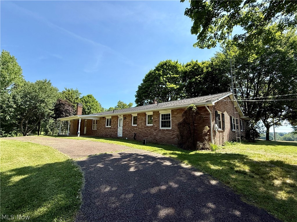 6025 California Avenue Louisville OH 44641