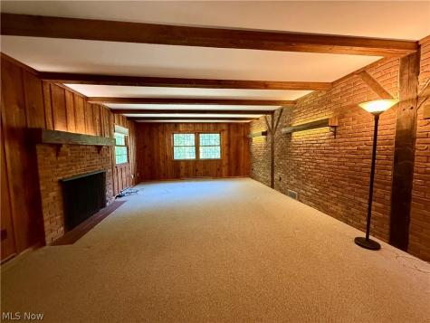 6025 California Avenue Louisville OH 44641