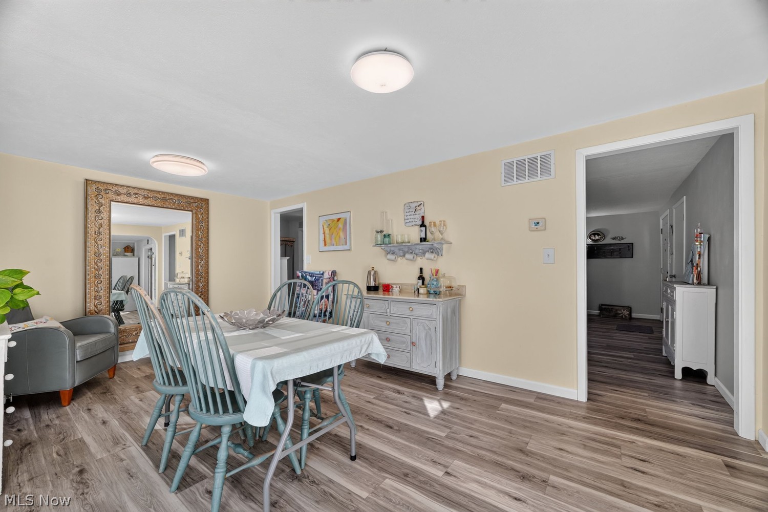 9799 Pekin Road Novelty OH 44072