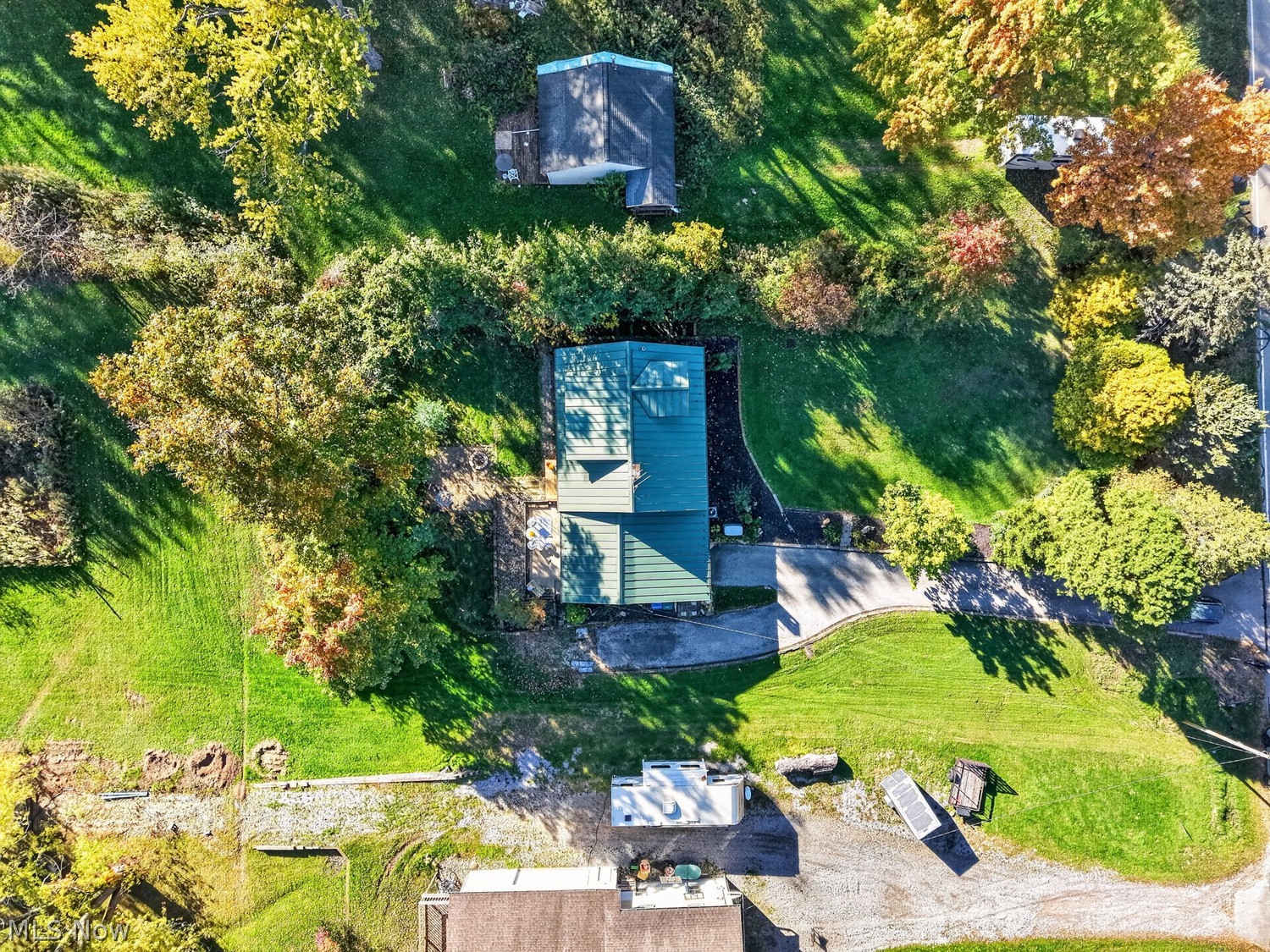 9799 Pekin Road Novelty OH 44072