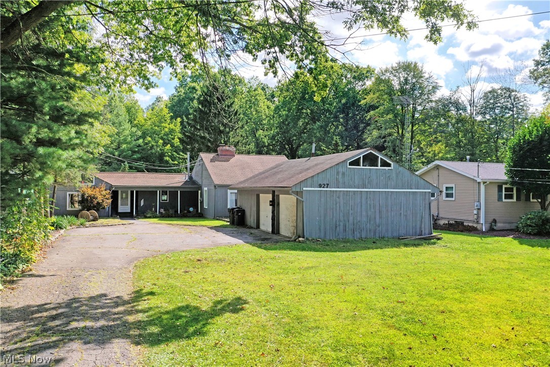 927 Howland Wilson Road SE Warren OH 44484