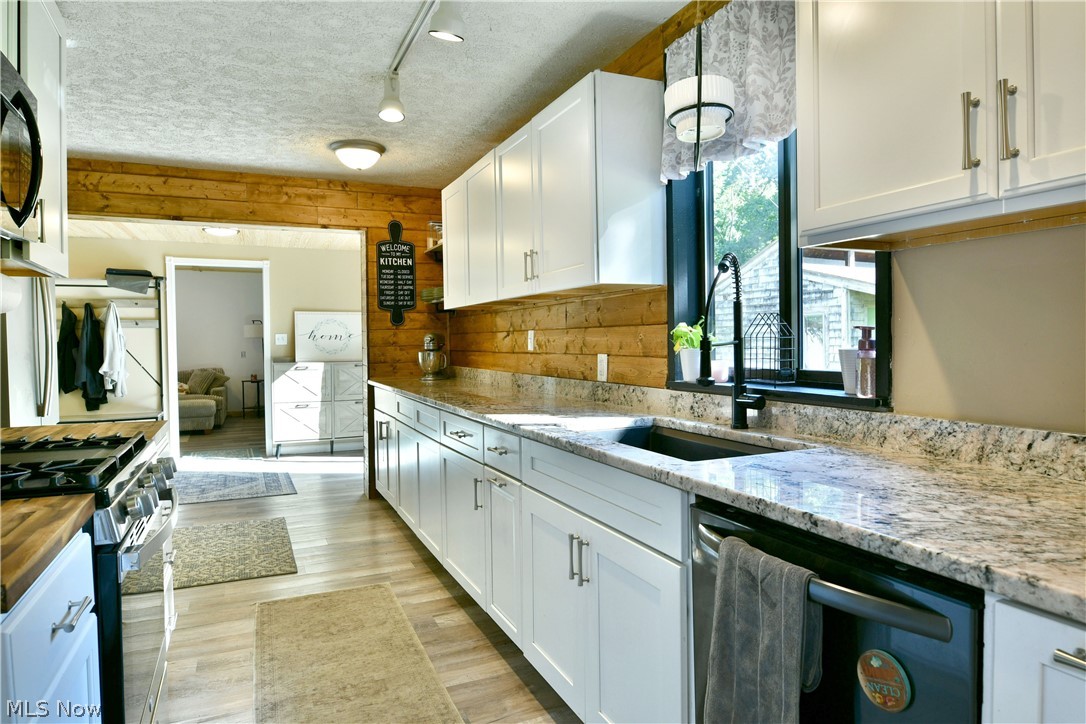 927 Howland Wilson Road SE Warren OH 44484