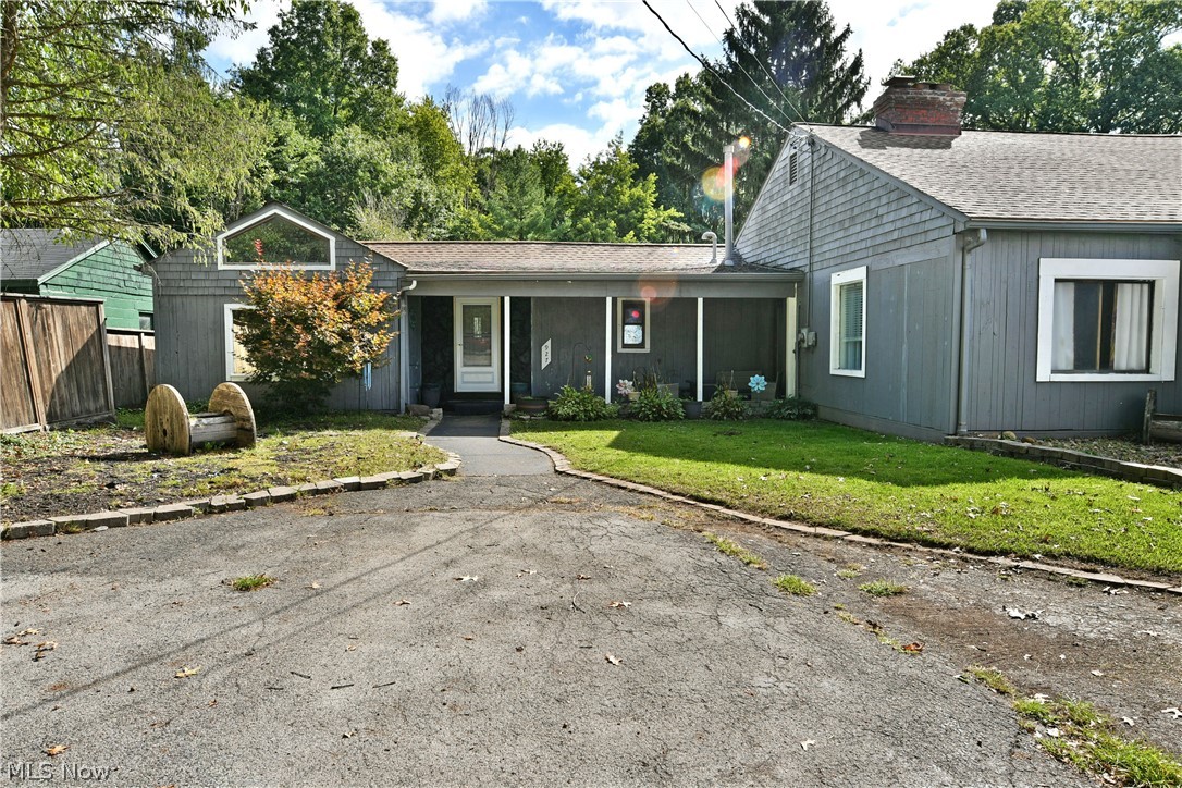 927 Howland Wilson Road SE Warren OH 44484