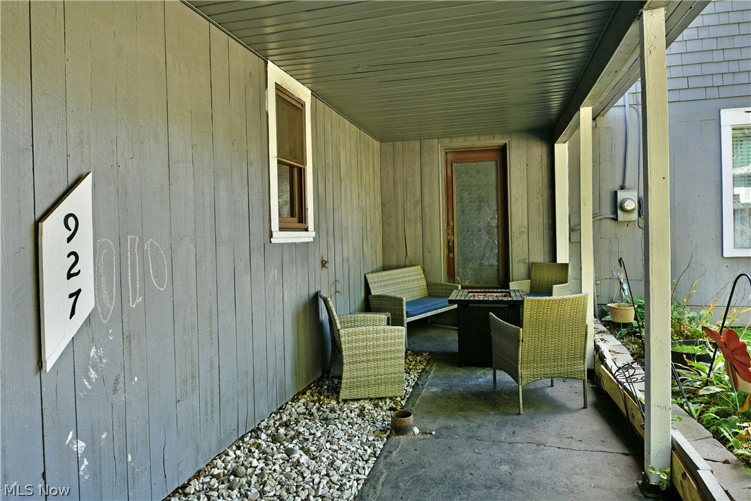 927 Howland Wilson Road SE Warren OH 44484