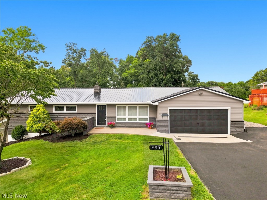 935 Blossom Lane Zanesville OH 43701