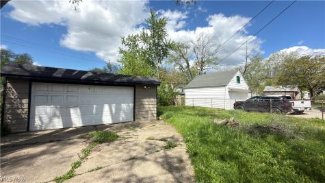 17115 Harvard Avenue Cleveland OH 44128