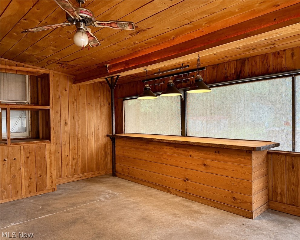2108 Clermont Avenue NE Warren OH 44484