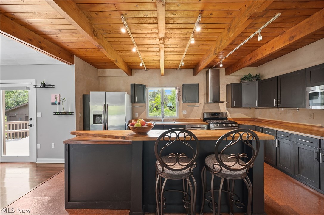 13014 Manor Drive Chardon OH 44024