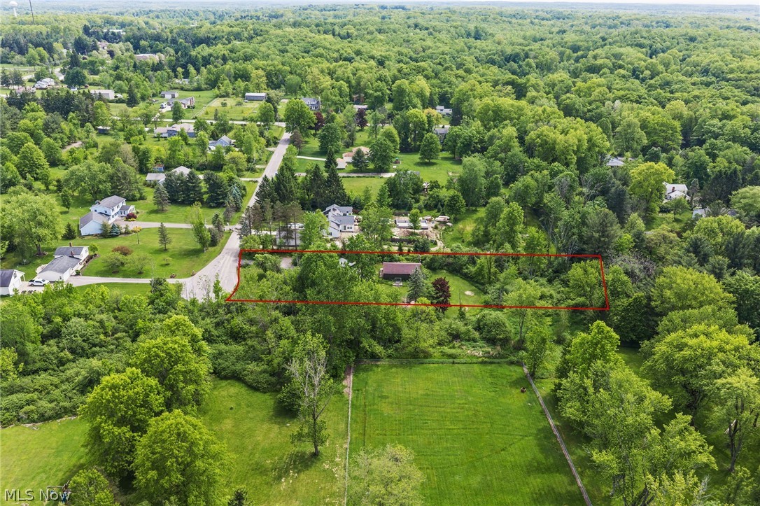 13014 Manor Drive Chardon OH 44024