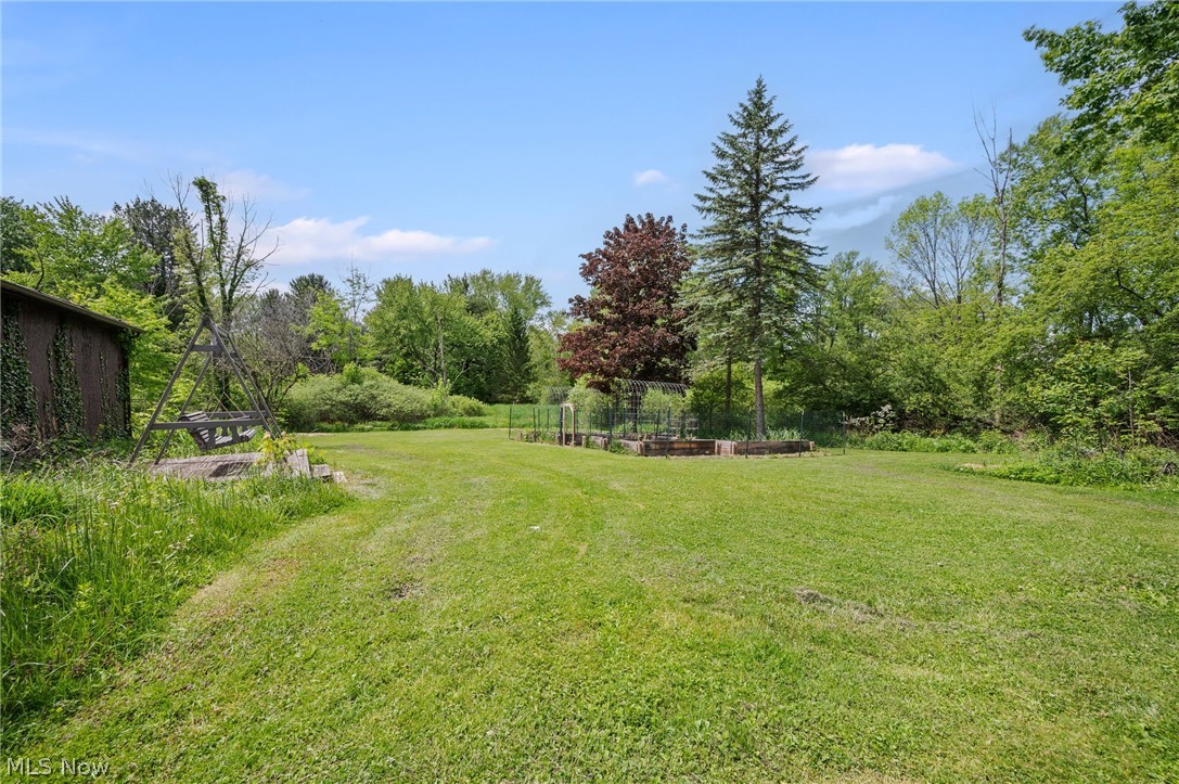 13014 Manor Drive Chardon OH 44024