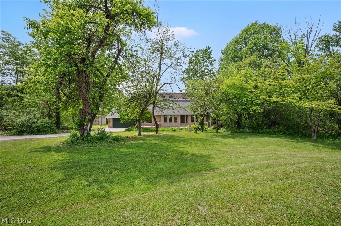 13014 Manor Drive Chardon OH 44024
