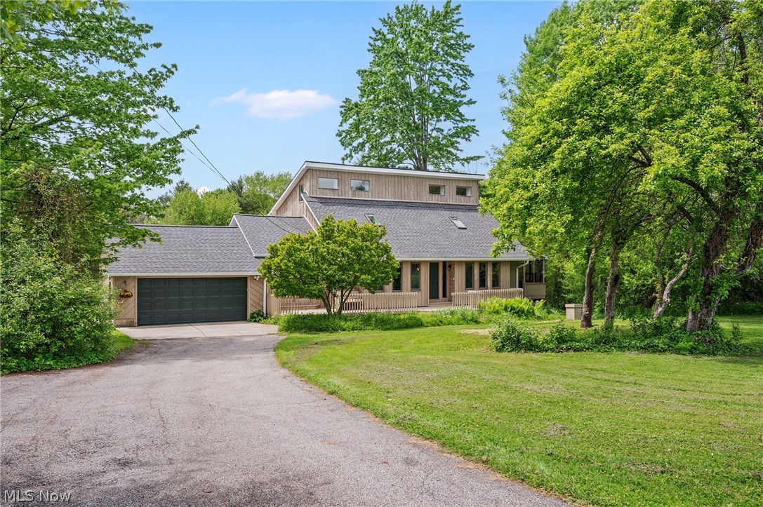 13014 Manor Drive Chardon OH 44024