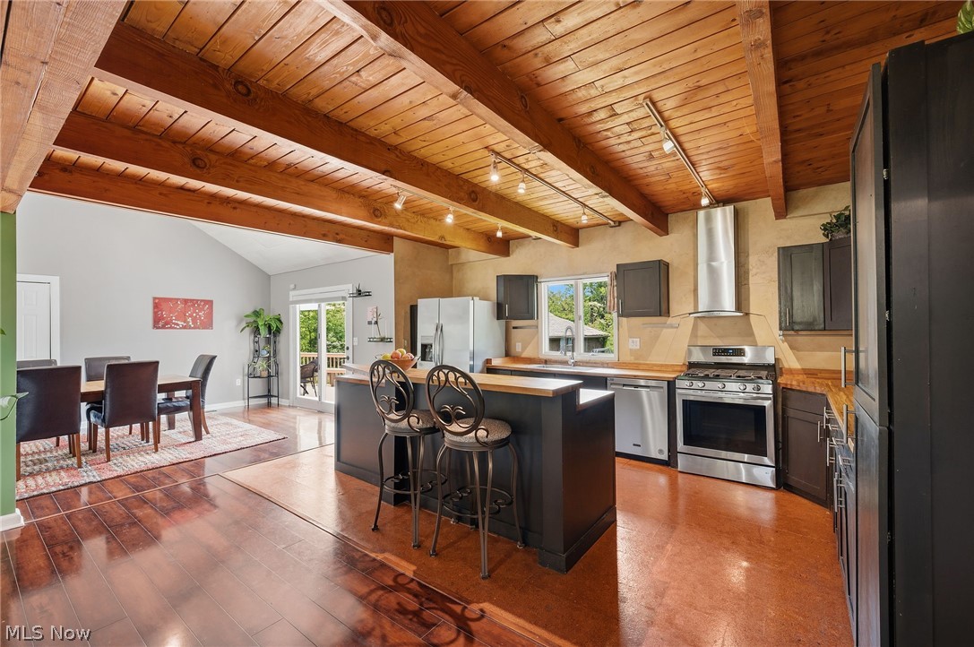 13014 Manor Drive Chardon OH 44024