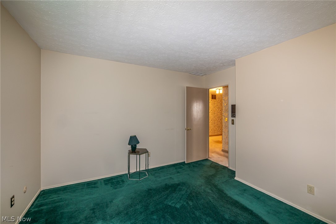 13576 Fairwinds Drive Strongsville OH 44136