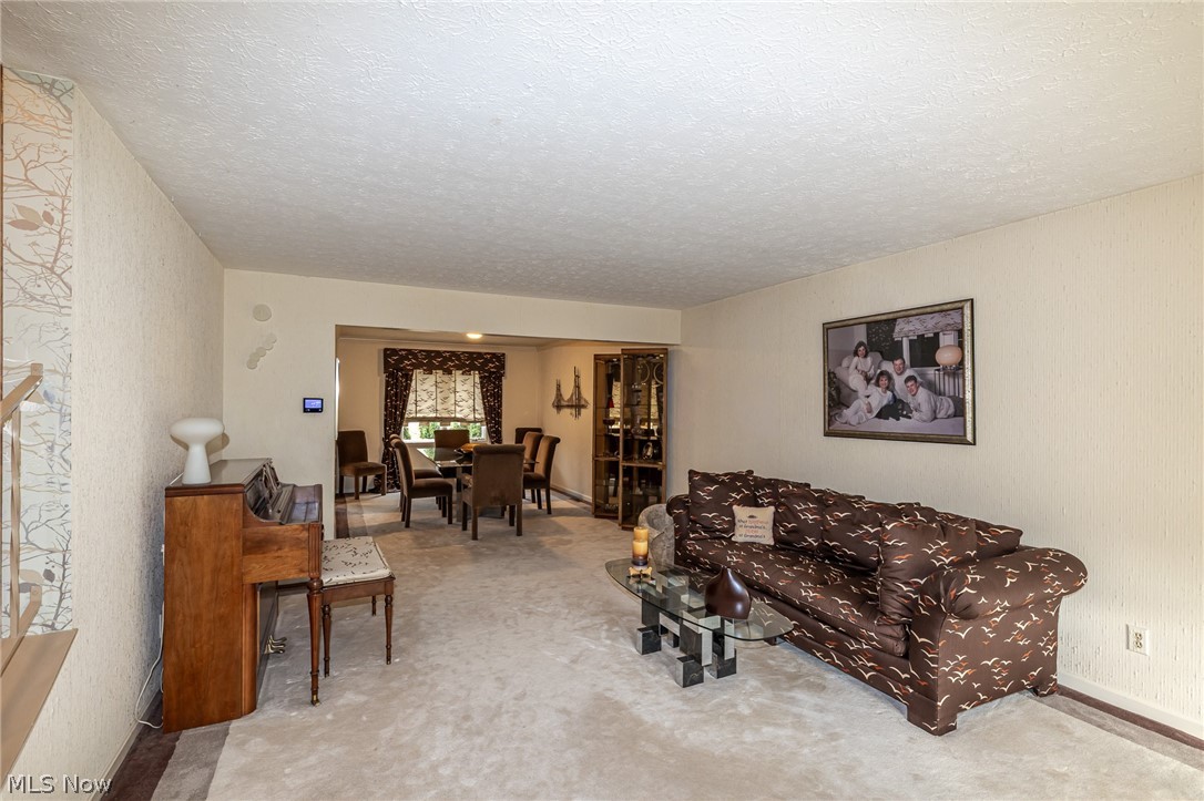 13576 Fairwinds Drive Strongsville OH 44136