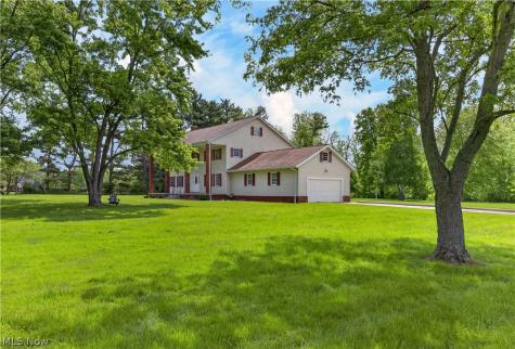 16519 Albion Road Strongsville OH 44136