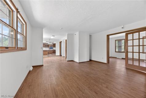16519 Albion Road Strongsville OH 44136