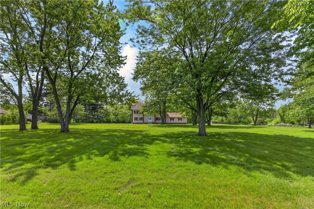 16519 Albion Road Strongsville OH 44136