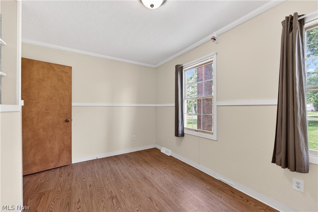 16519 Albion Road Strongsville OH 44136