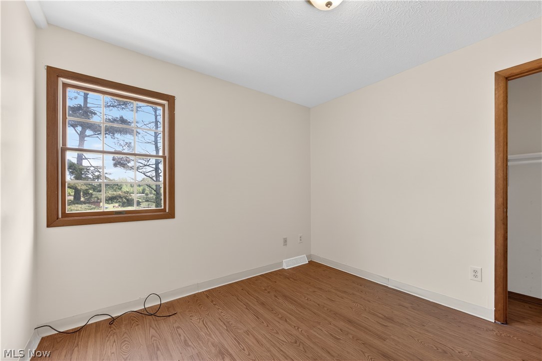 16519 Albion Road Strongsville OH 44136