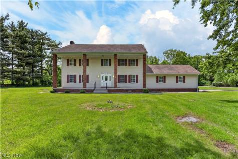 16519 Albion Road Strongsville OH 44136