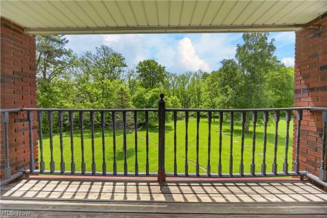 16519 Albion Road Strongsville OH 44136