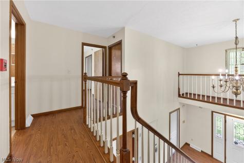 16519 Albion Road Strongsville OH 44136
