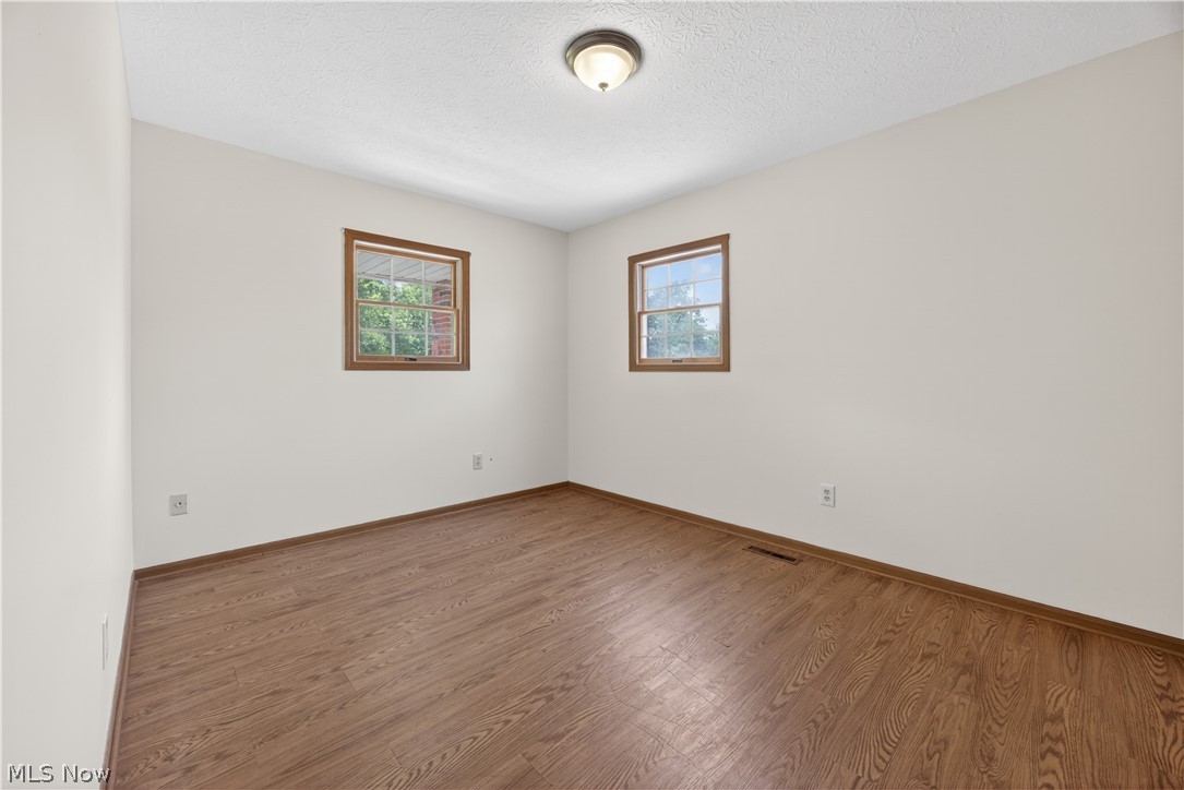 16519 Albion Road Strongsville OH 44136