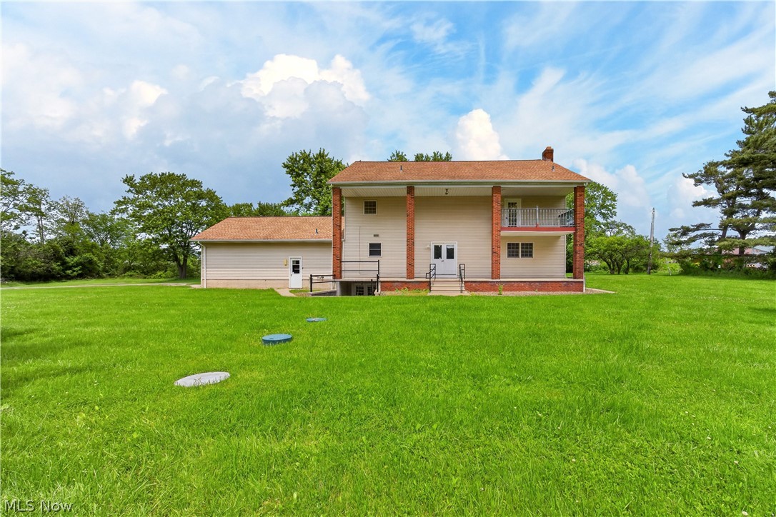 16519 Albion Road Strongsville OH 44136