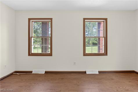 16519 Albion Road Strongsville OH 44136