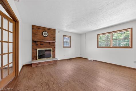 16519 Albion Road Strongsville OH 44136