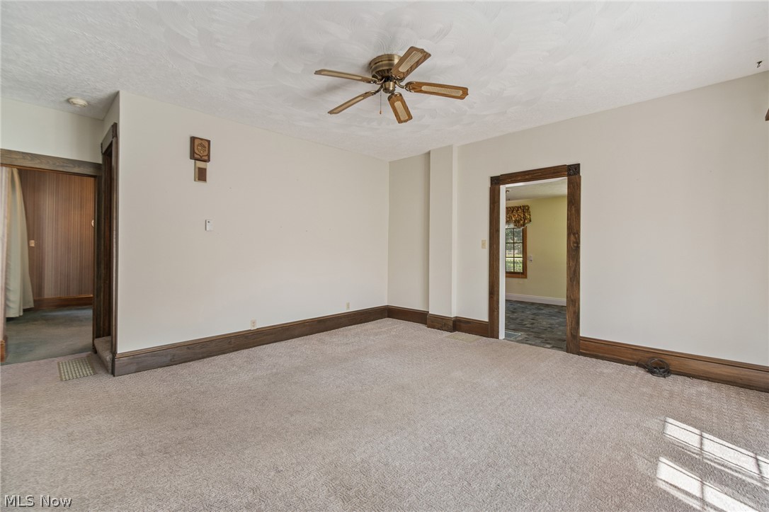 4502 Broadway Avenue NE Louisville OH 44641