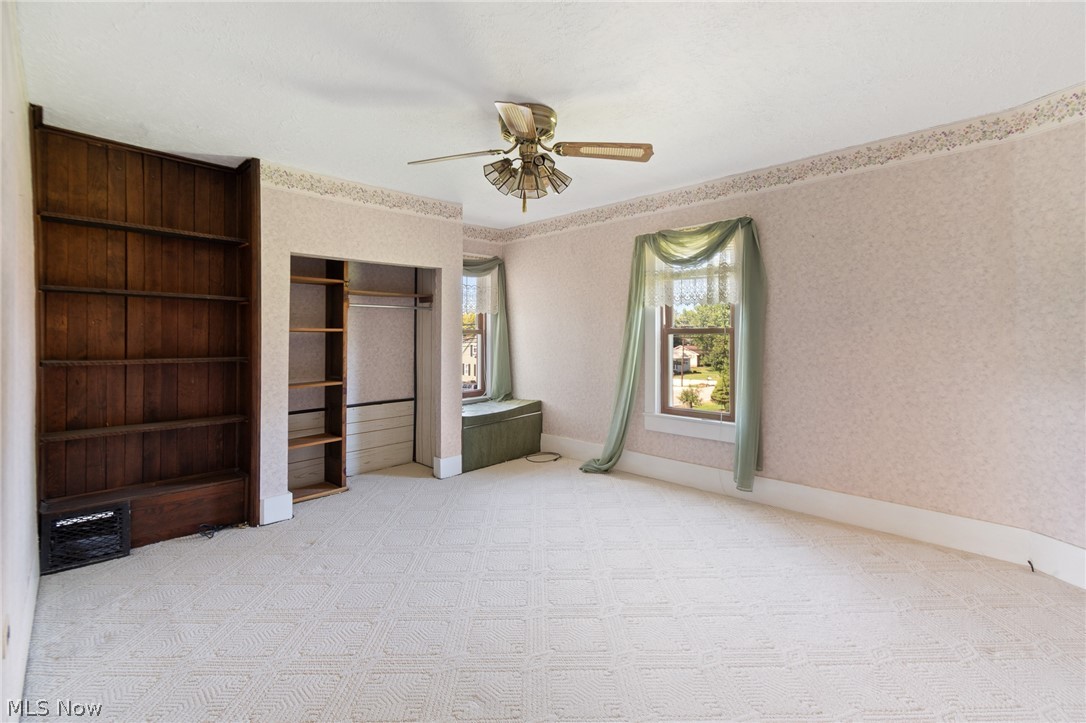 4502 Broadway Avenue NE Louisville OH 44641