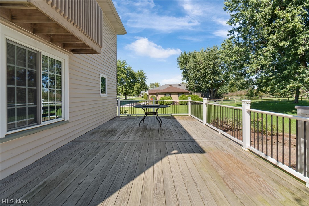4502 Broadway Avenue NE Louisville OH 44641