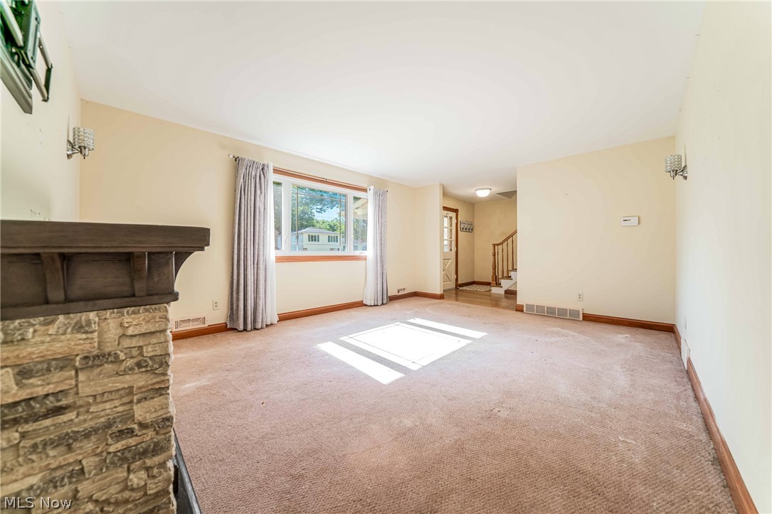 563 Louis Drive Berea OH 44017