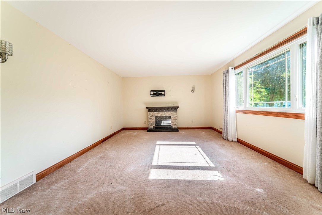 563 Louis Drive Berea OH 44017
