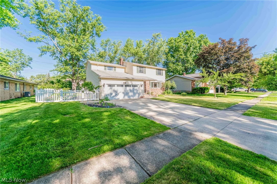 563 Louis Drive Berea OH 44017