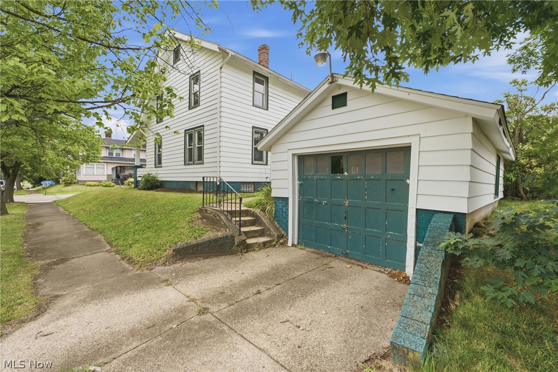 2155 2nd Street SE Canton OH 44707