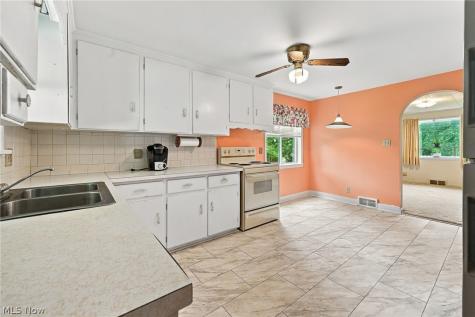 12930 Edison Street NE Alliance OH 44601