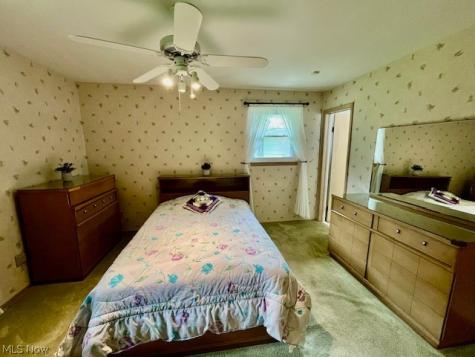 1992 Edenhall Drive Lyndhurst OH 44124