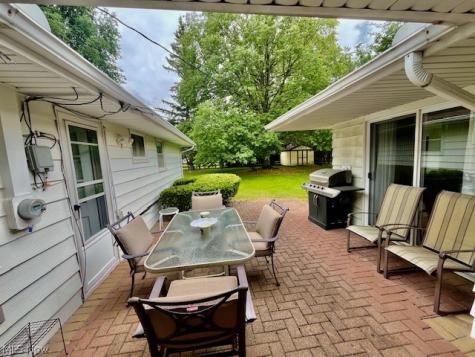 1992 Edenhall Drive Lyndhurst OH 44124