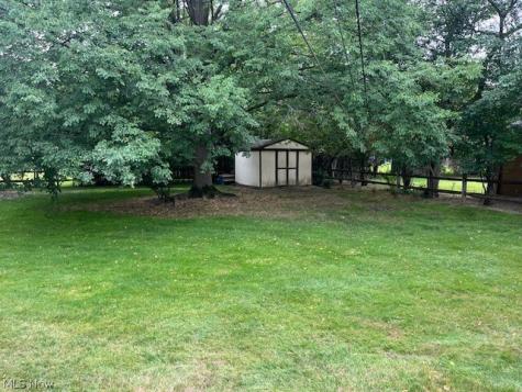 1992 Edenhall Drive Lyndhurst OH 44124
