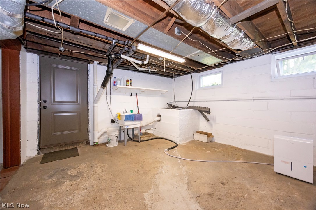 401 N Mount Vernon Avenue Loudonville OH 44842
