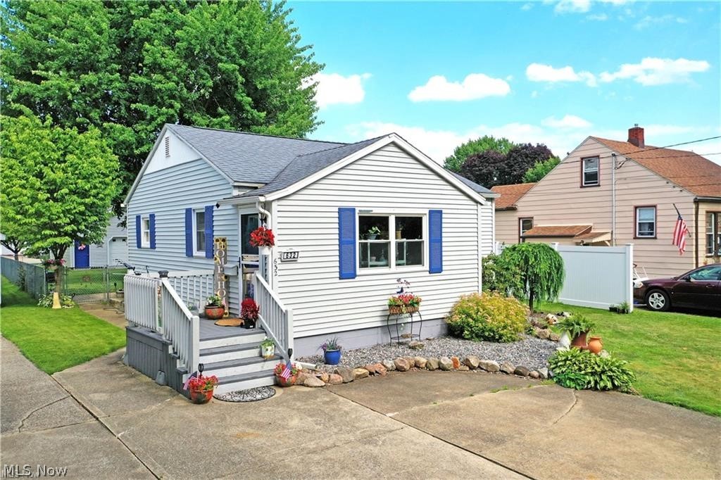 632 Chestnut Street Conneaut OH 44030