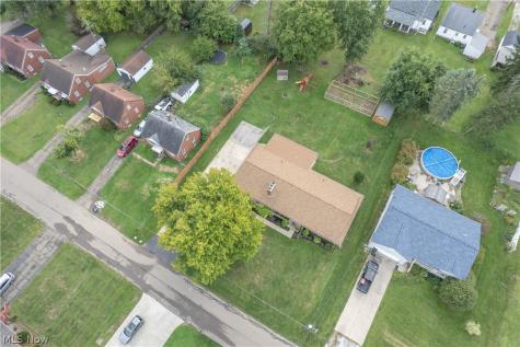 132 32nd Street SE Canton OH 44707