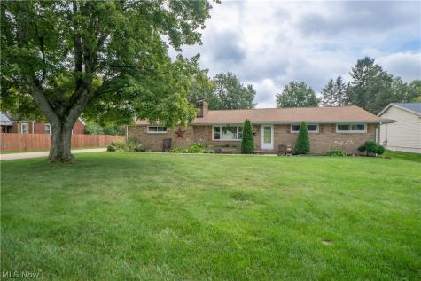 132 32nd Street SE Canton OH 44707