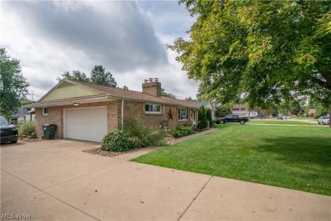 132 32nd Street SE Canton OH 44707