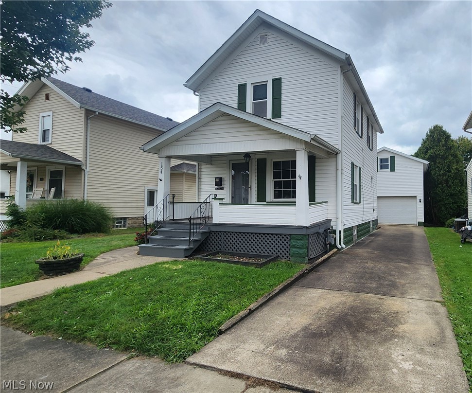 154 Moore Avenue NW New Philadelphia OH 44663